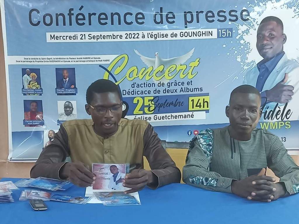 Musique : le chantre WMPS présente deux Opus de&nbsp;louange