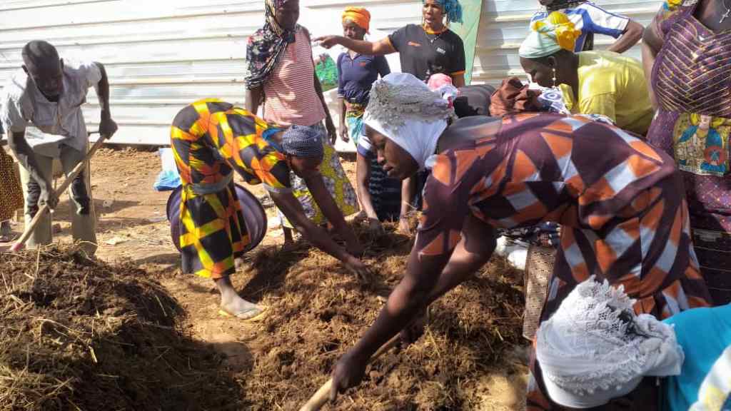 Agriculture hors-sol : des femmes déplacées internes outillées par l&rsquo;UITA à&nbsp;Gampèla