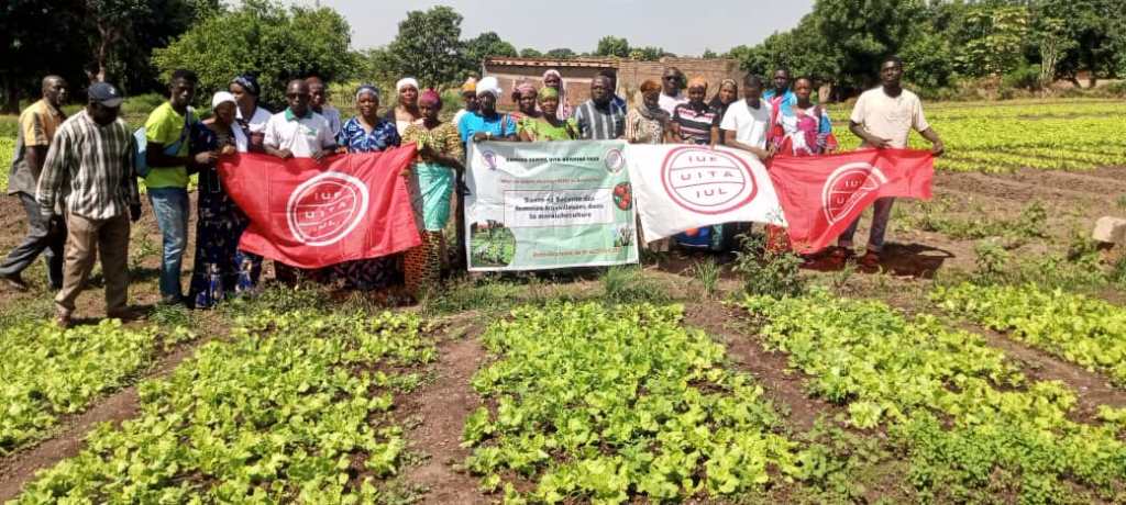 Bobo-Dioulasso : le comité femme UITA forme les maraîchers à la santé et sécurité au&nbsp;travail